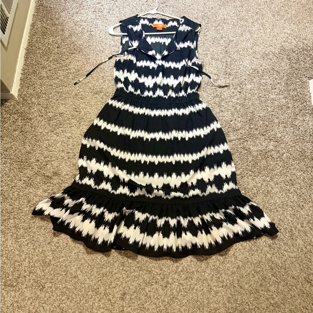 Joe Fresh Black and White Patterned Dress